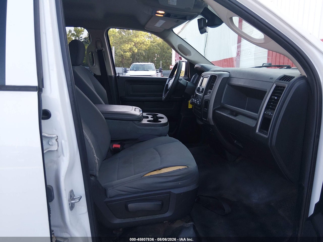 2016 RAM 1500 TRADESMAN · 5/11