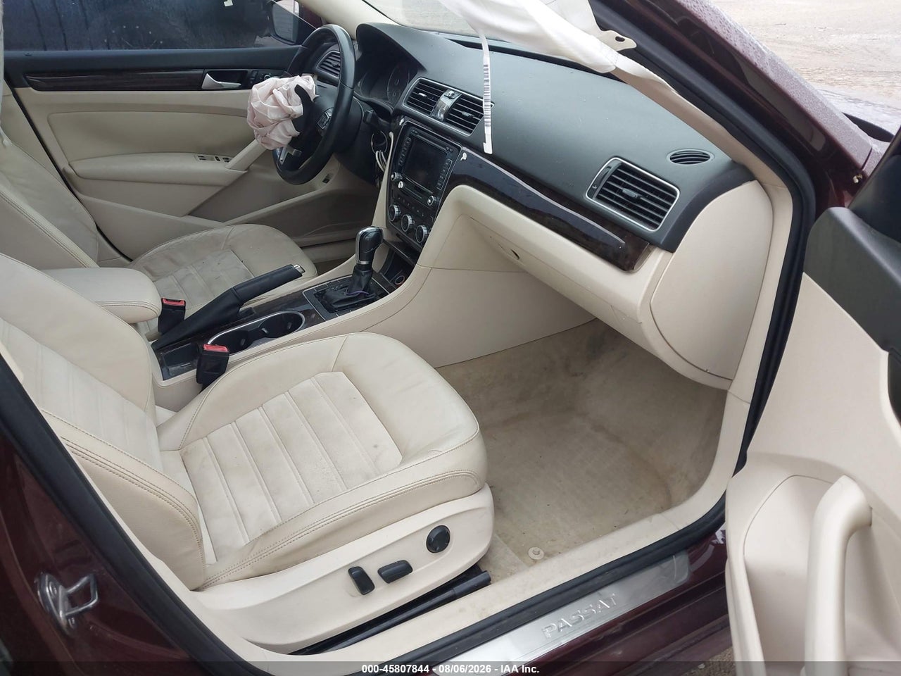 2014 VOLKSWAGEN PASSAT 2.0L TDI SEL PREMIUM · 5/10