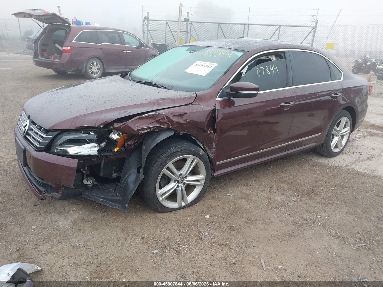 2014 VOLKSWAGEN PASSAT 2.0L TDI SEL PREMIUM · 2/10