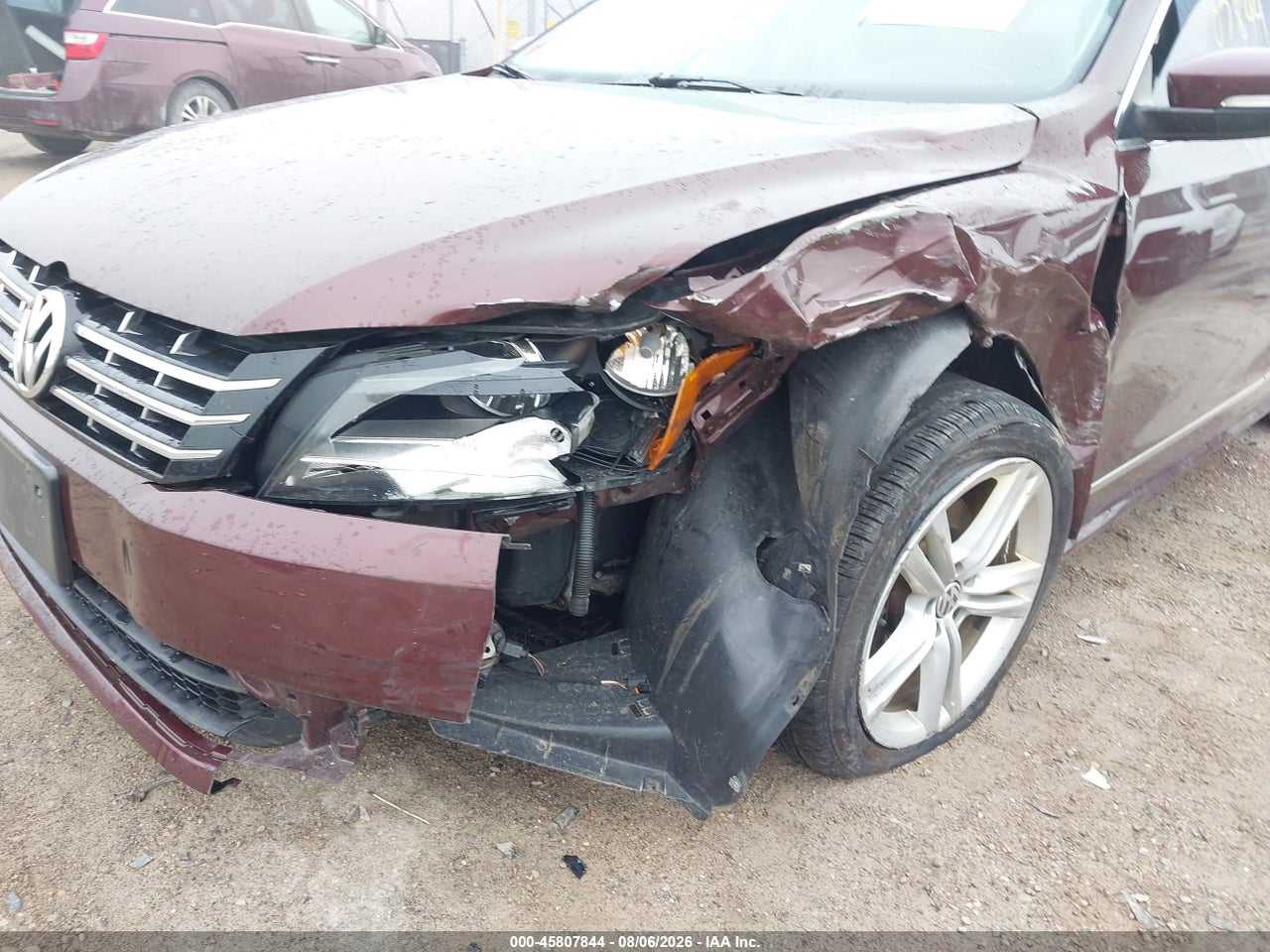 2014 VOLKSWAGEN PASSAT 2.0L TDI SEL PREMIUM · 6/10