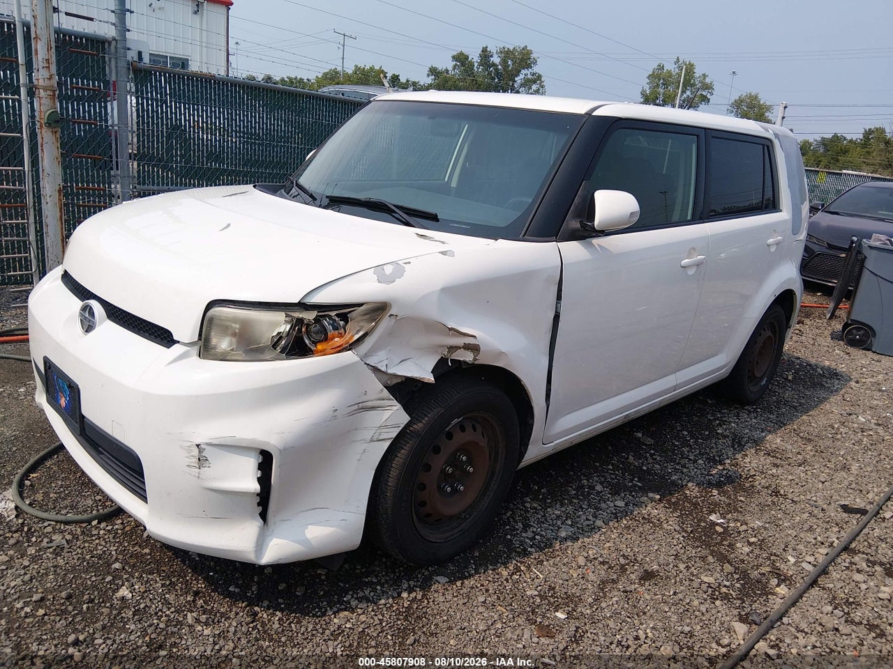 2012 SCION XB · 2/11