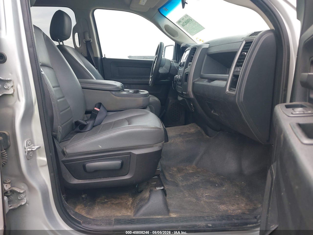 2016 RAM 1500 · 5/11