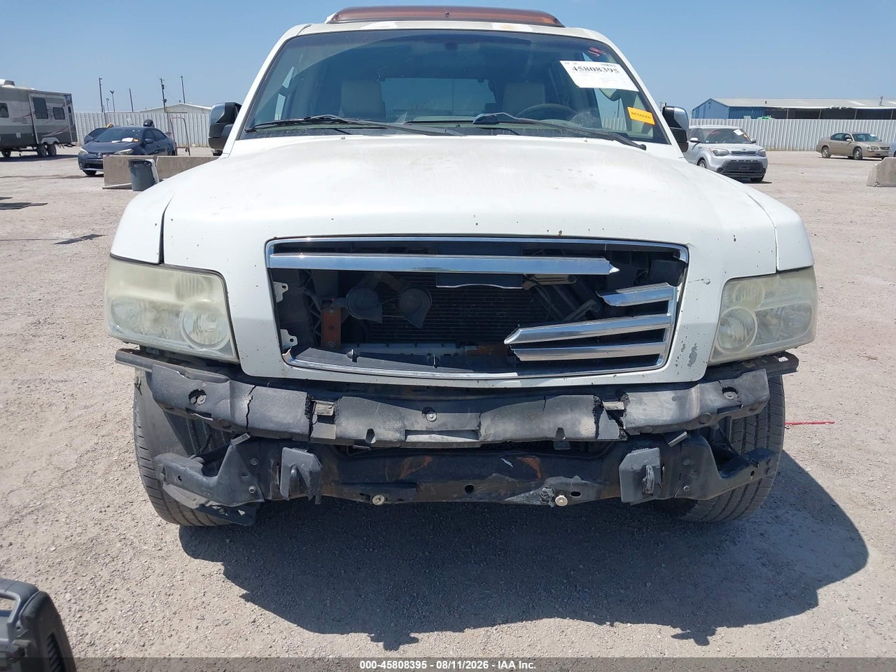 2005 INFINITI QX56 · 6/8