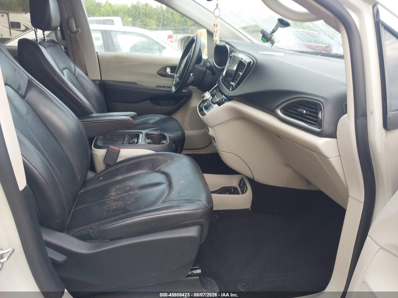 2017 CHRYSLER PACIFICA TOURING-L · 5/11