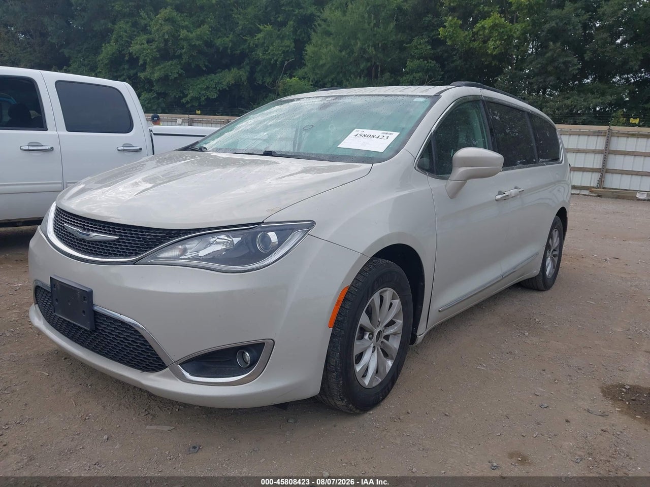2017 CHRYSLER PACIFICA TOURING-L · 2/11