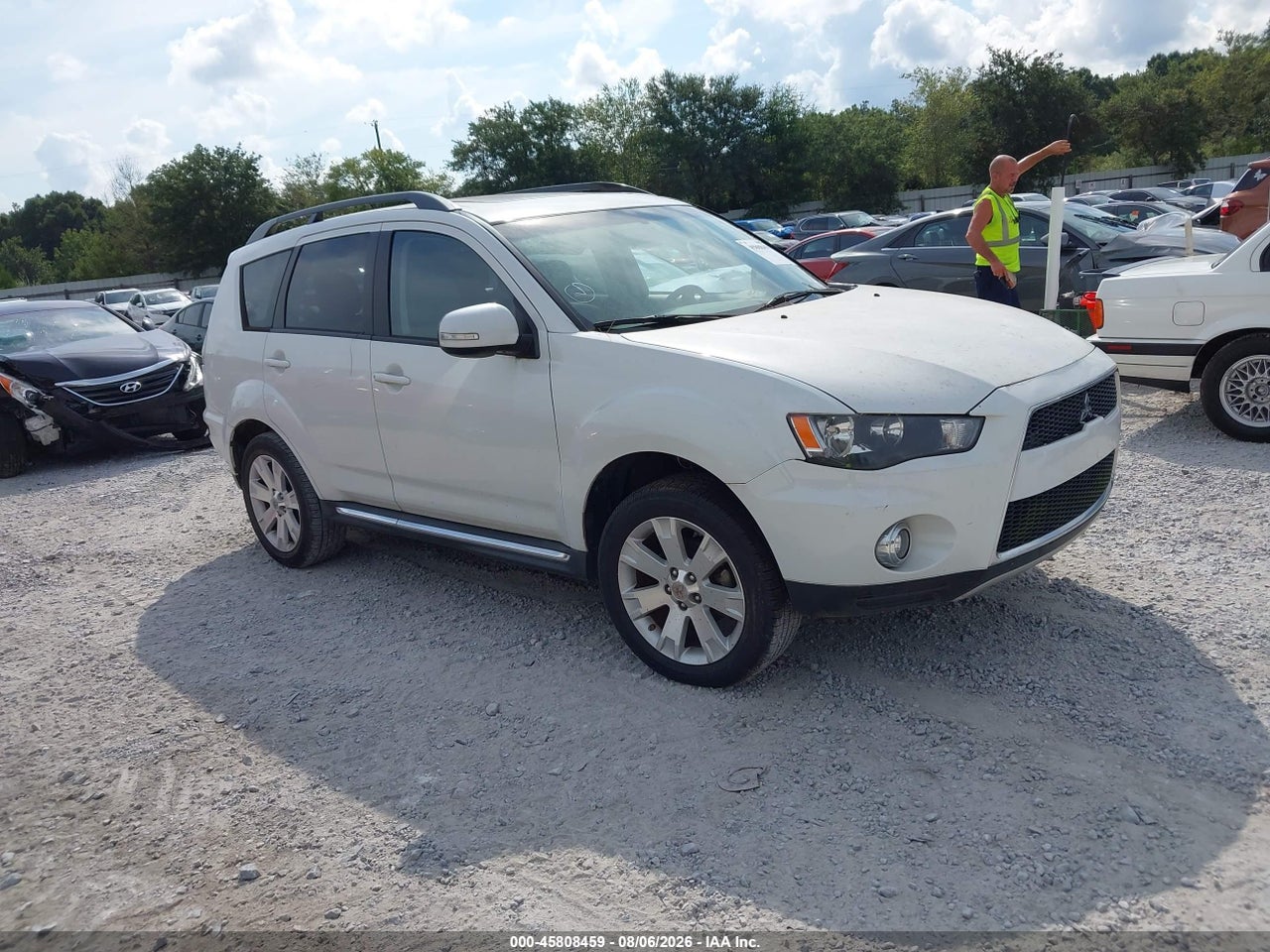 JA4AS3AW5DU****** · 2013 MITSUBISHI OUTLANDER SE
