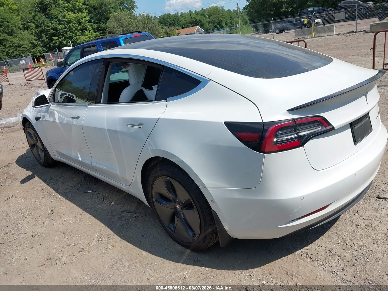 2020 TESLA MODEL 3 LONG RANGE DUAL MOTOR ALL-WHEEL DRIVE · 3/4