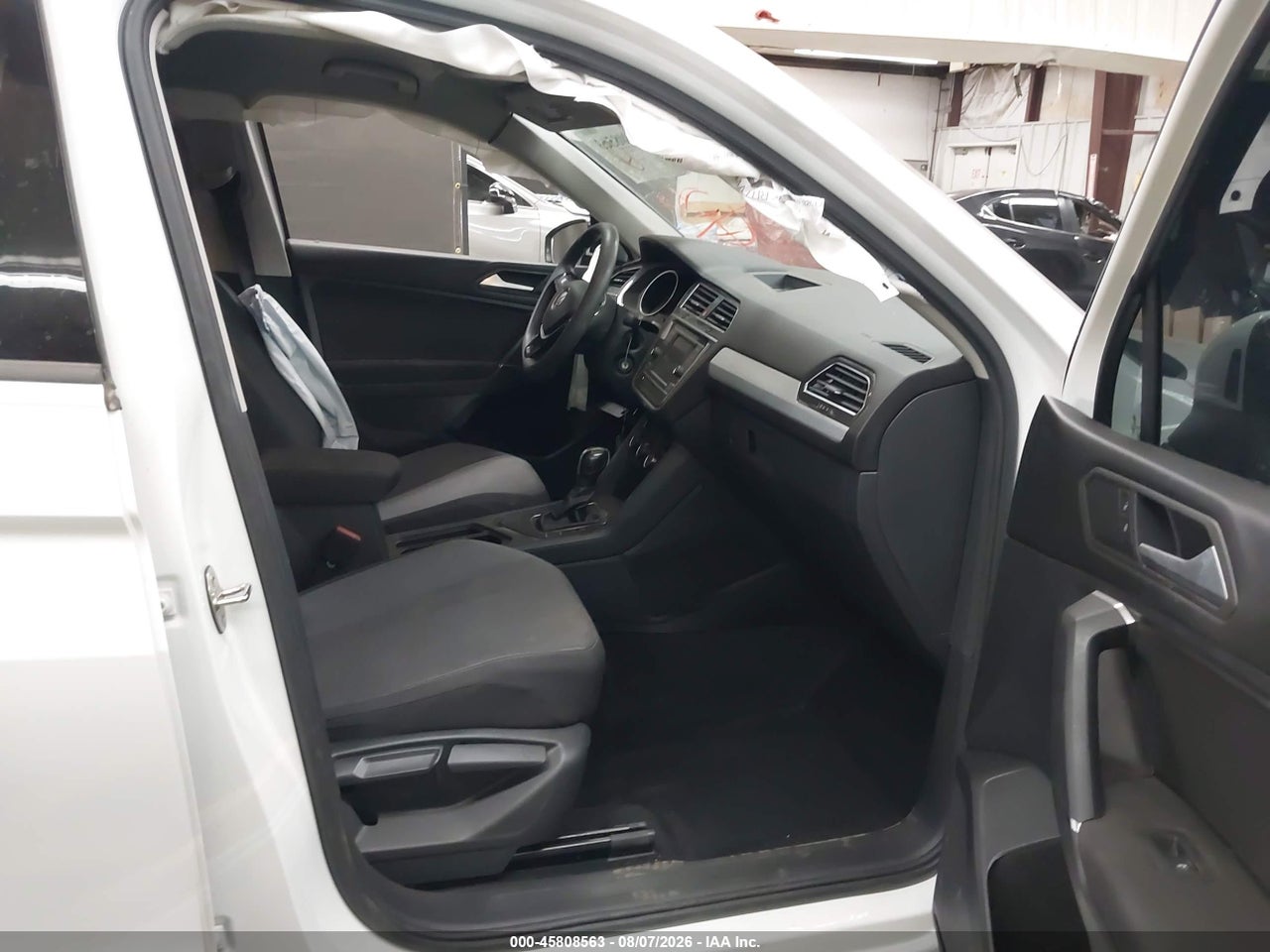 2020 VOLKSWAGEN TIGUAN 2.0T S · 5/11