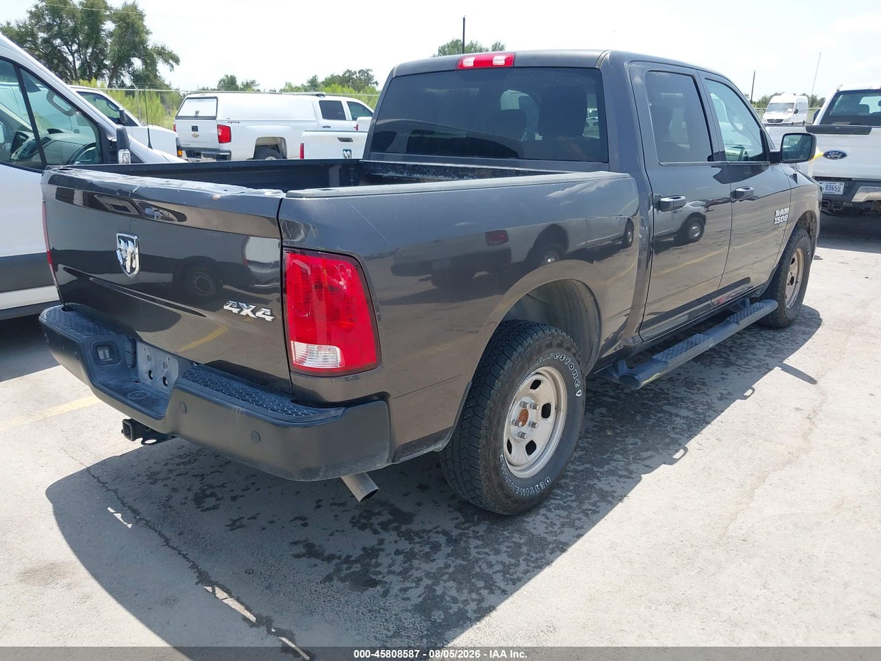 2020 RAM 1500 CLASSIC TRADESMAN  4X4 5'7 BOX · 4/11