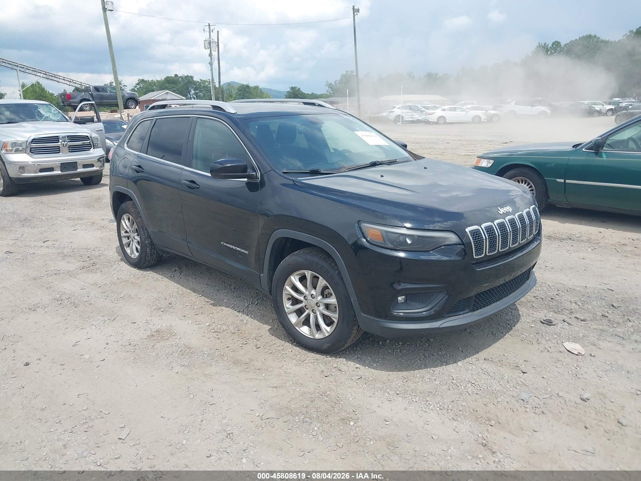 1C4PJMCXXKD****** · 2019 JEEP CHEROKEE LATITUDE 4X4
