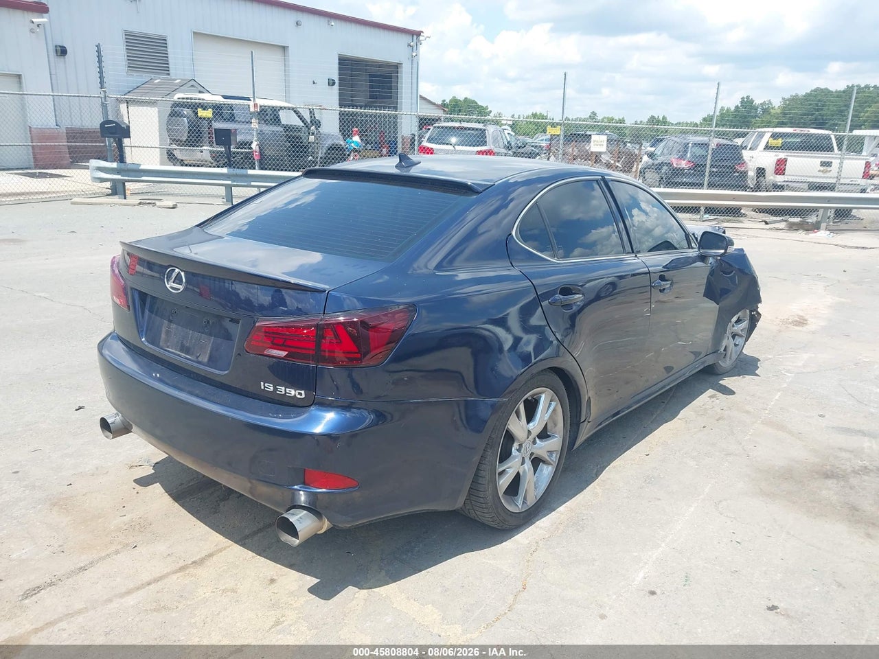 2011 LEXUS IS 350 · 4/11