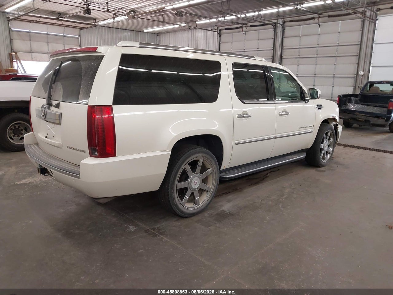 2007 CADILLAC ESCALADE ESV STANDARD · 4/11