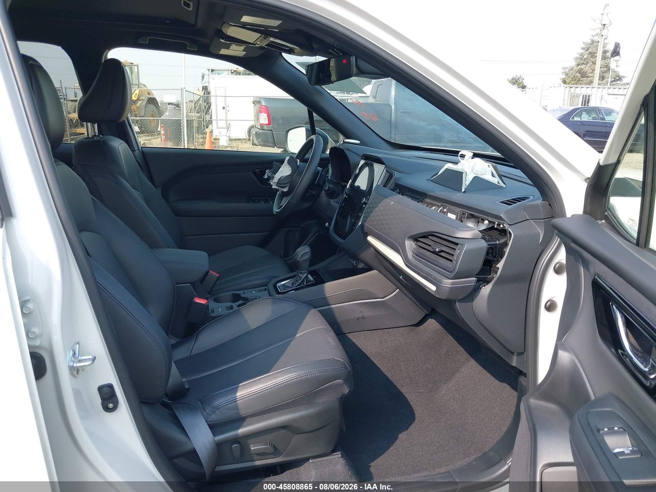 2025 SUBARU FORESTER LIMITED · 5/11
