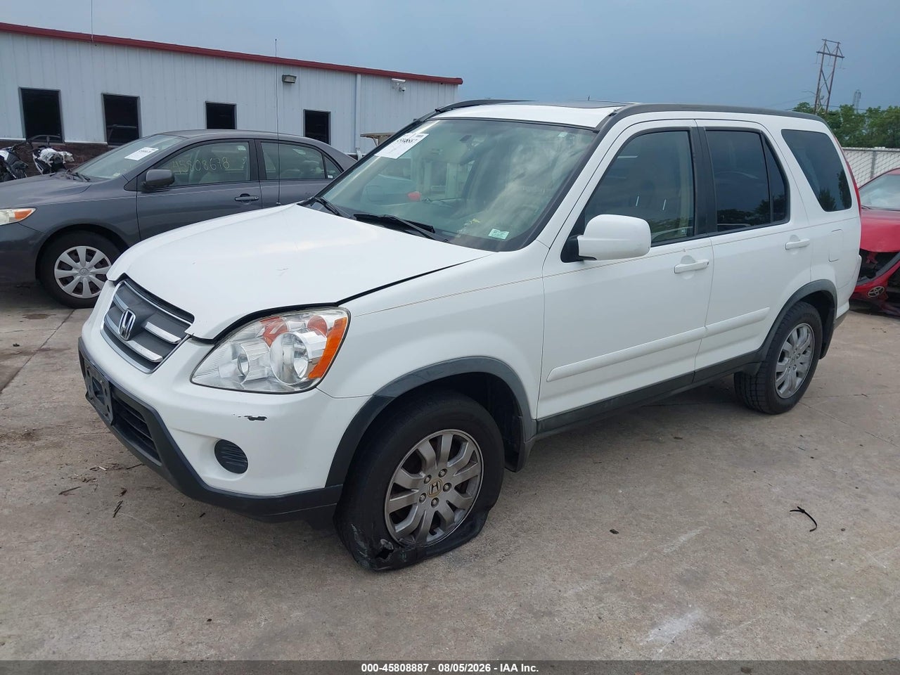 JHLRD78936C****** · 2006 HONDA CR-V SE · 2/7