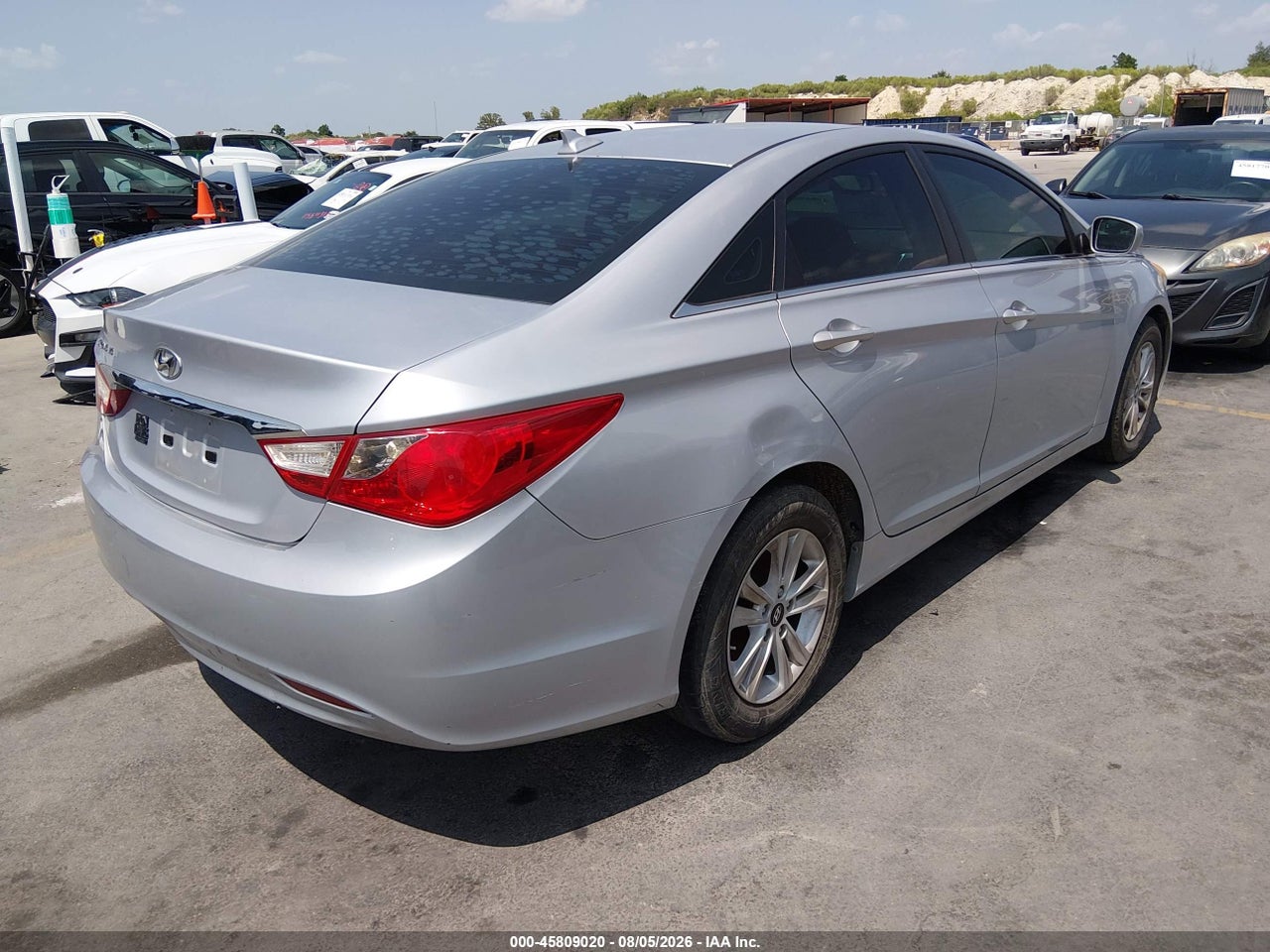 2012 HYUNDAI SONATA GLS · 4/11