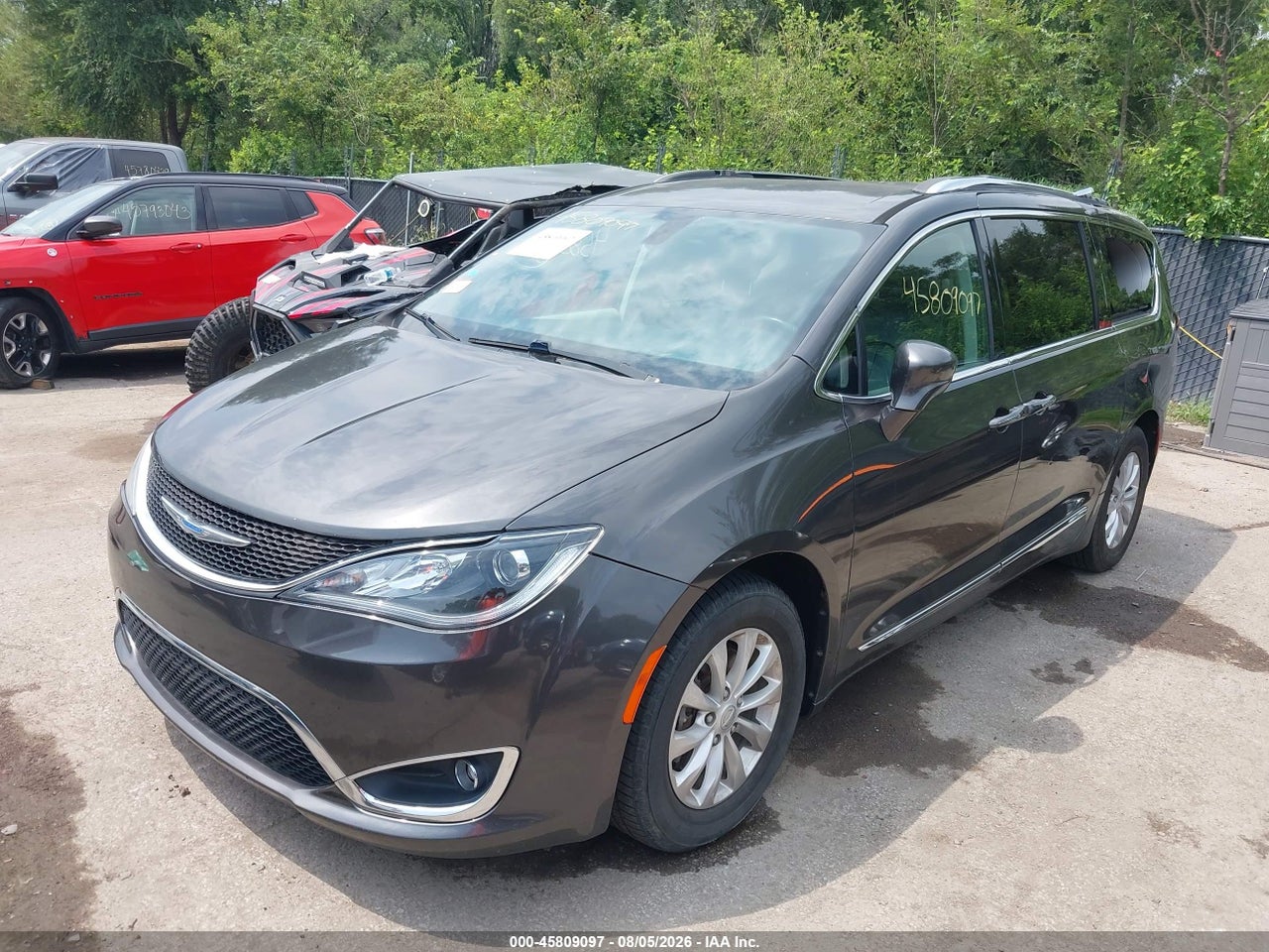 2018 CHRYSLER PACIFICA TOURING L · 2/11