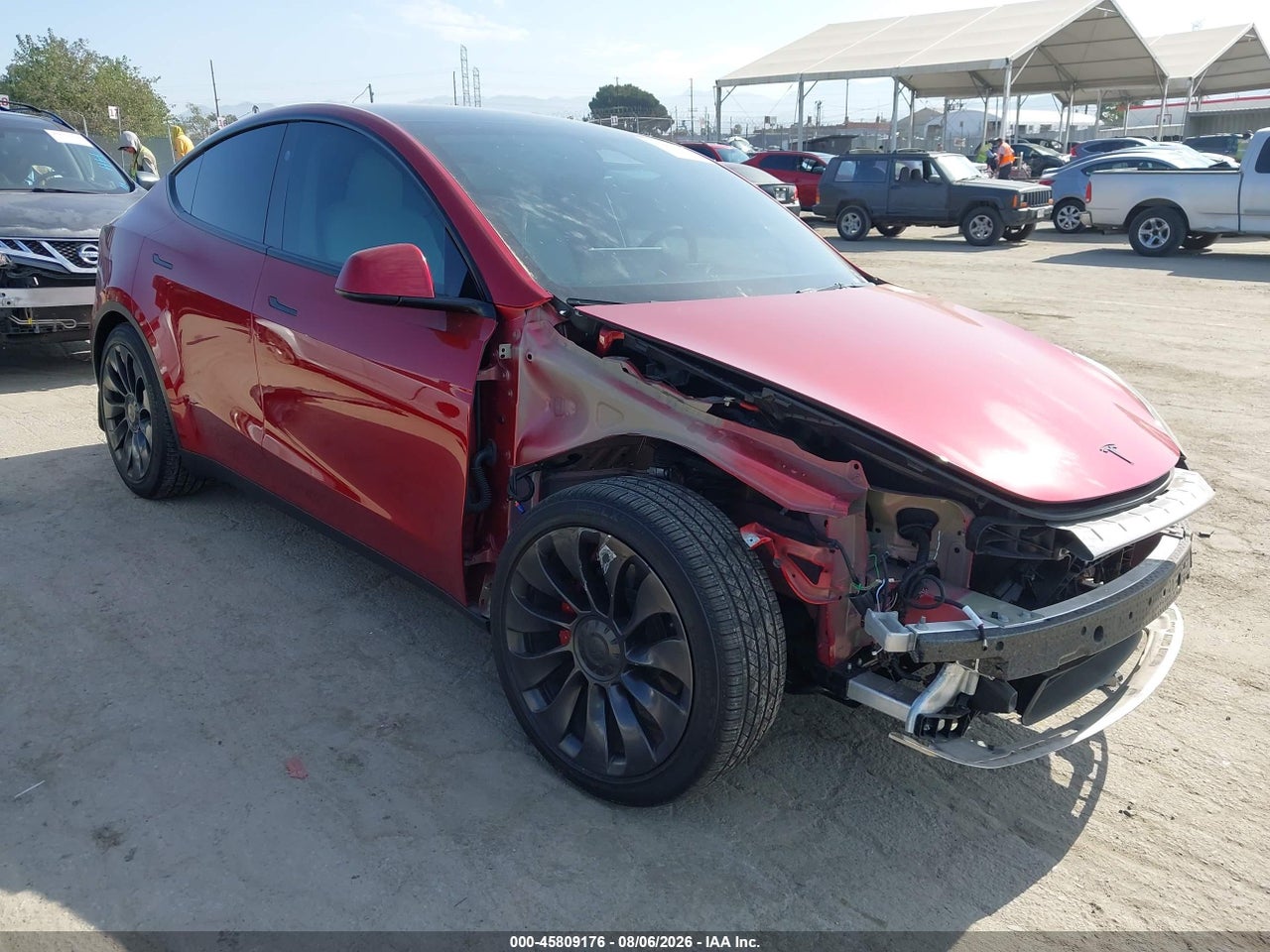7SAYGDED5RF****** · 2024 TESLA MODEL Y LONG RANGE SINGLE MOTOR REAR-WHEEL DRIVE/RWD
