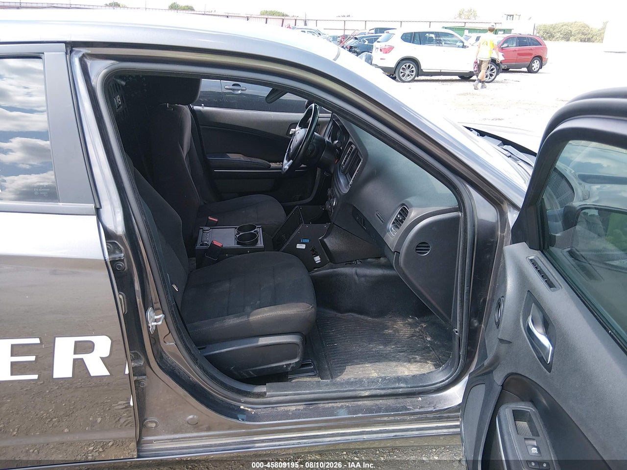2021 DODGE CHARGER POLICE RWD · 5/11