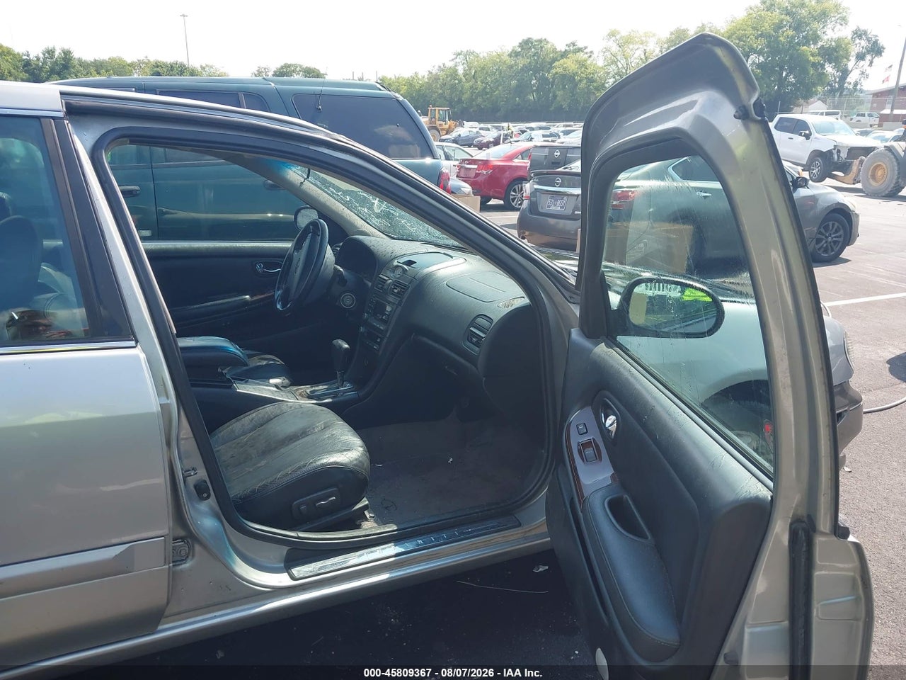 2000 INFINITI I30 LUXURY/TOURING · 5/11