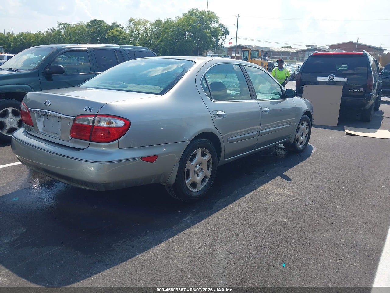 2000 INFINITI I30 LUXURY/TOURING · 4/11