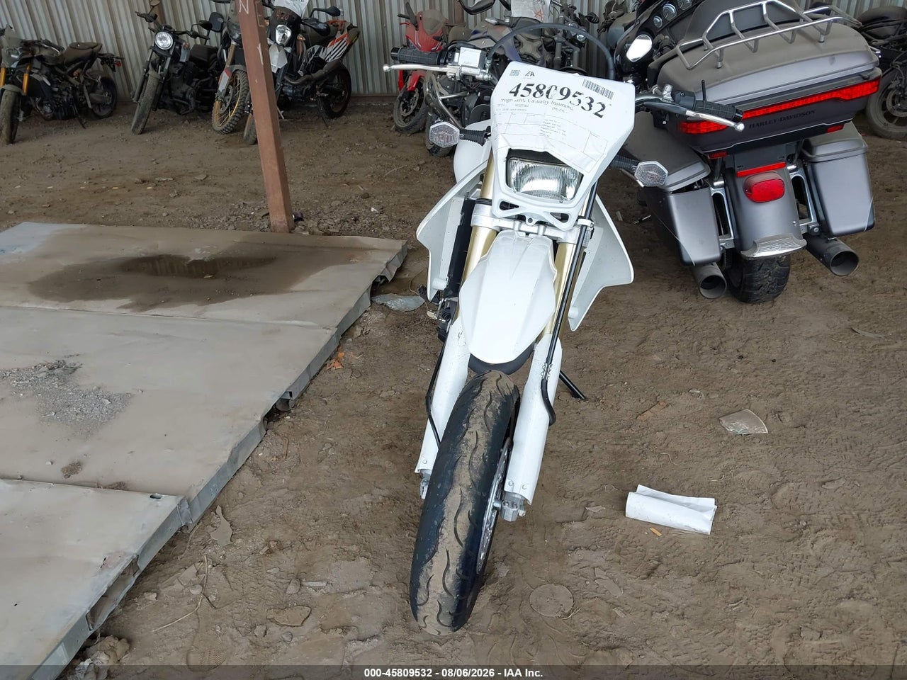 2023 SUZUKI DR-Z400 SM · 5/11