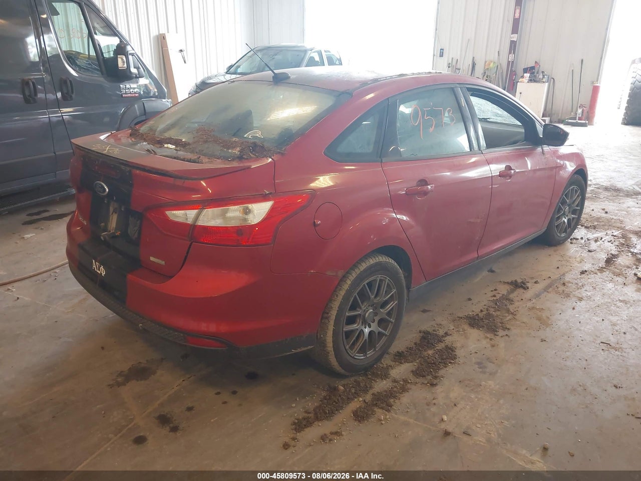 1FAHP3F24CL****** · 2012 FORD FOCUS SE · 4/11