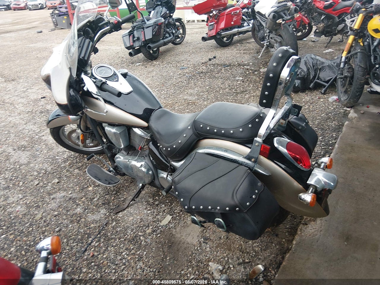 2011 KAWASAKI VN900 D · 3/11