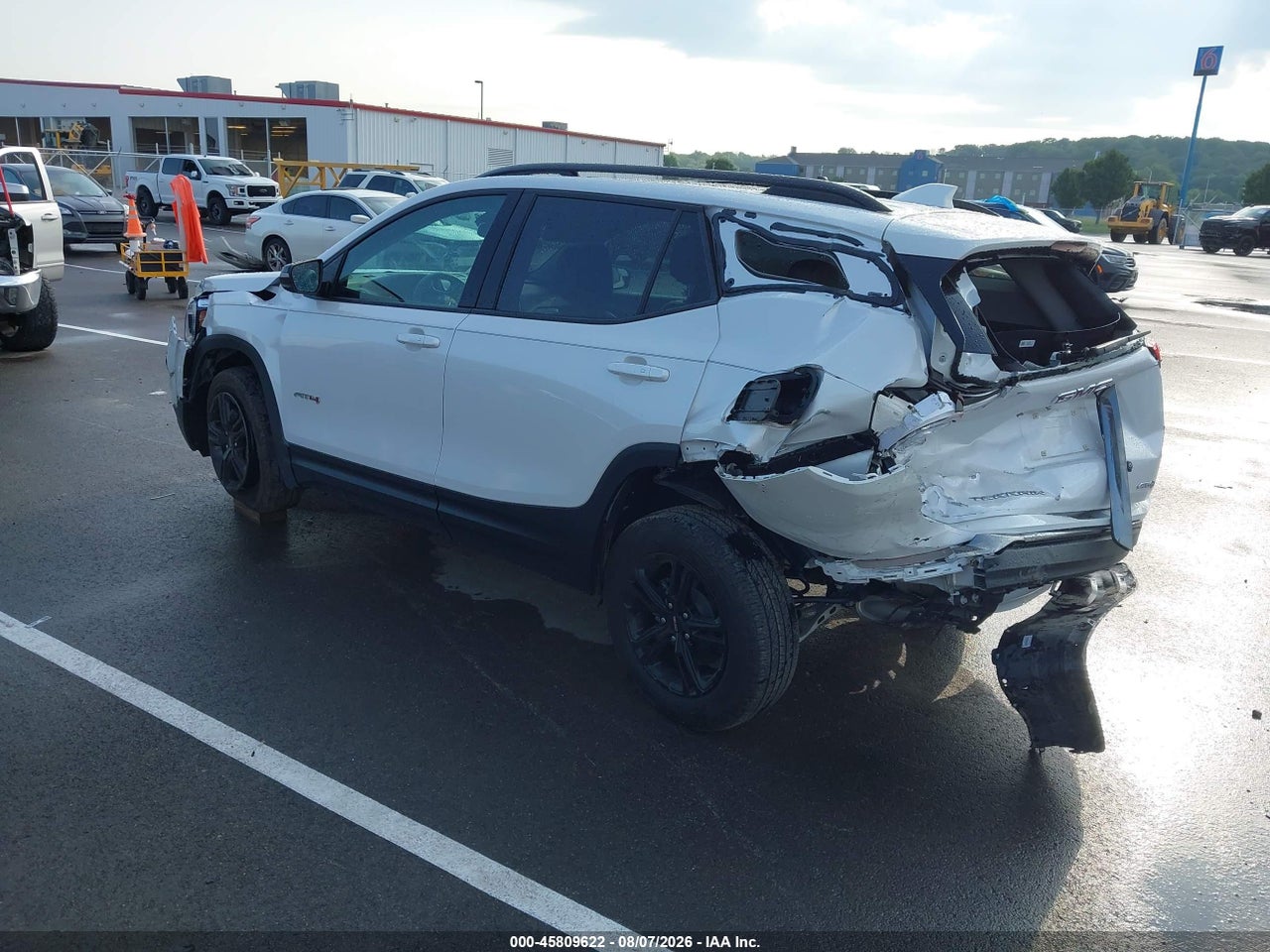 2023 GMC TERRAIN AWD AT4 · 3/11