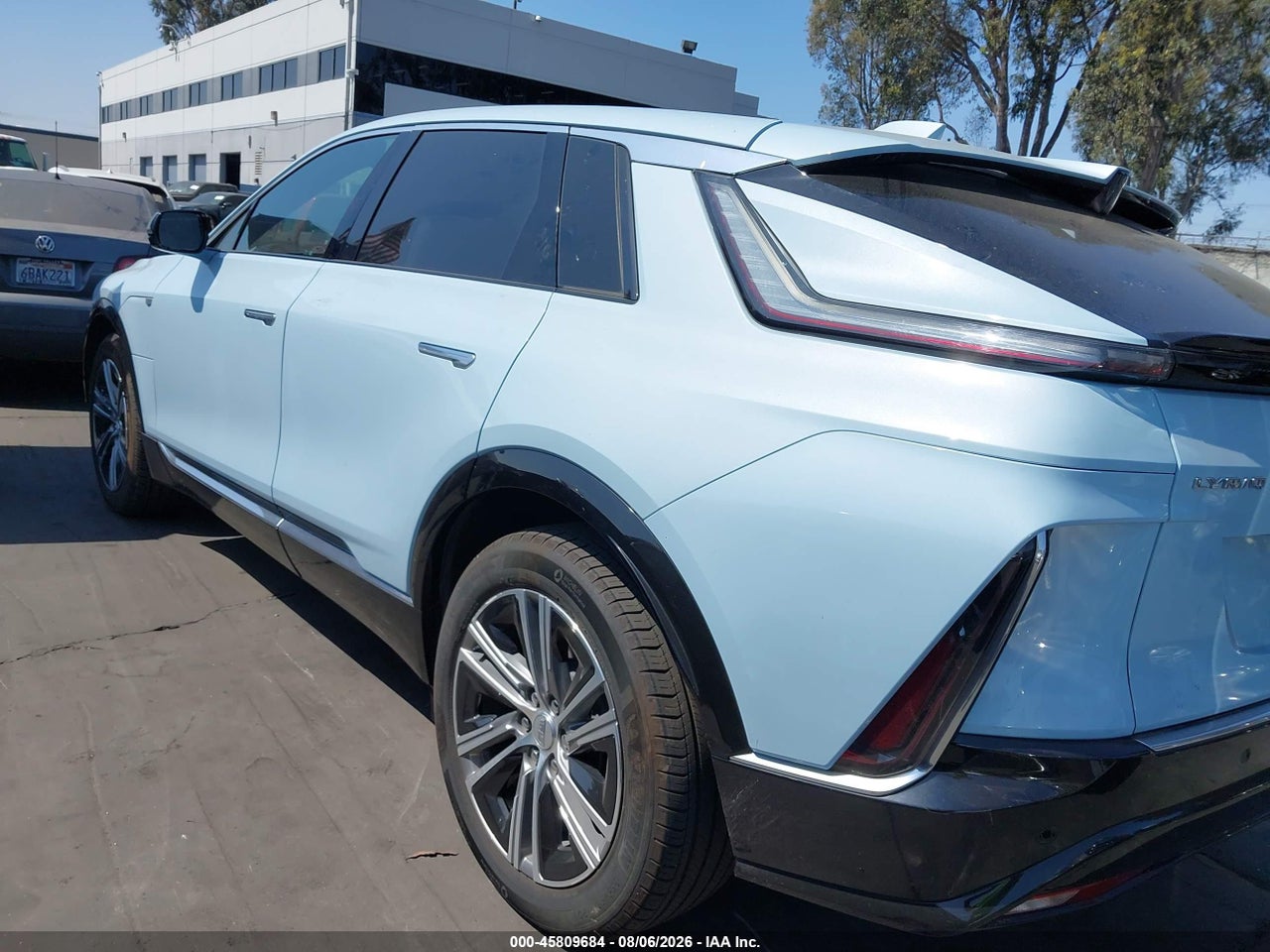2024 CADILLAC LYRIQ TECH W/1SA · 3/11