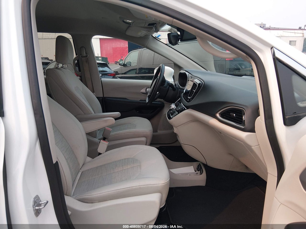 2018 CHRYSLER PACIFICA HYBRID TOURING PLUS · 5/11