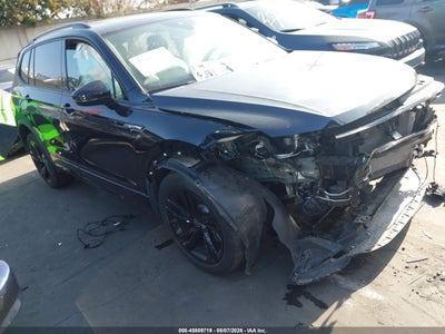 3VVCB7AX6PM****** · 2023 VOLKSWAGEN TIGUAN 2.0T SE R-LINE BLACK