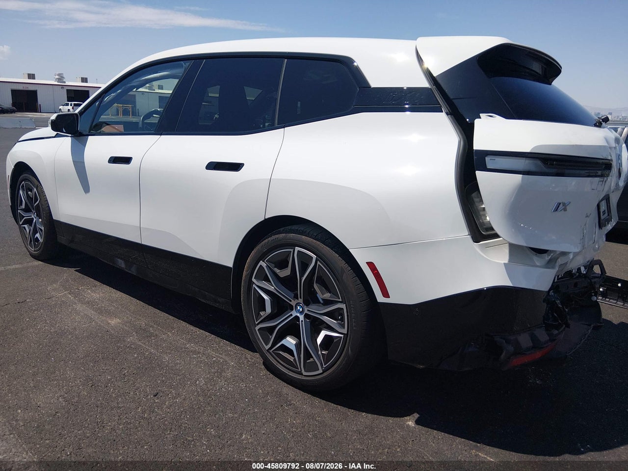 2025 BMW IX XDRIVE50 · 3/11