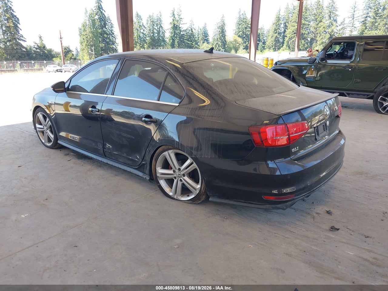 2017 VOLKSWAGEN JETTA GLI · 3/10