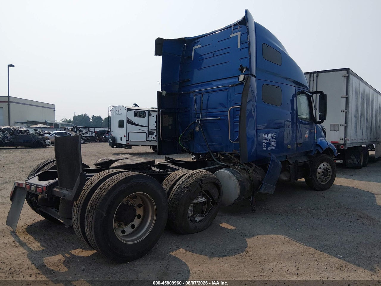 2019 VOLVO VNL · 4/4
