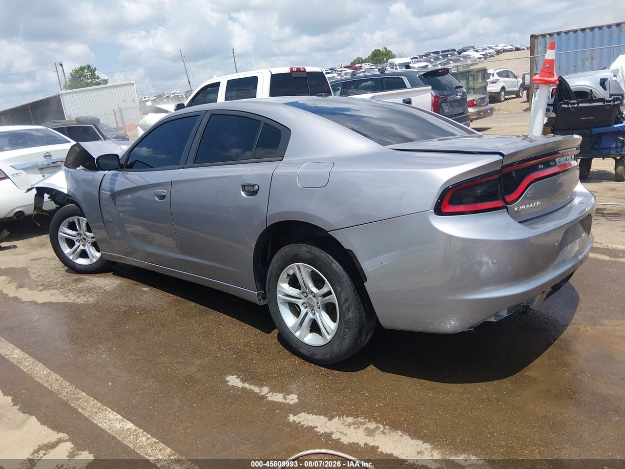 2015 DODGE CHARGER SE · 3/10