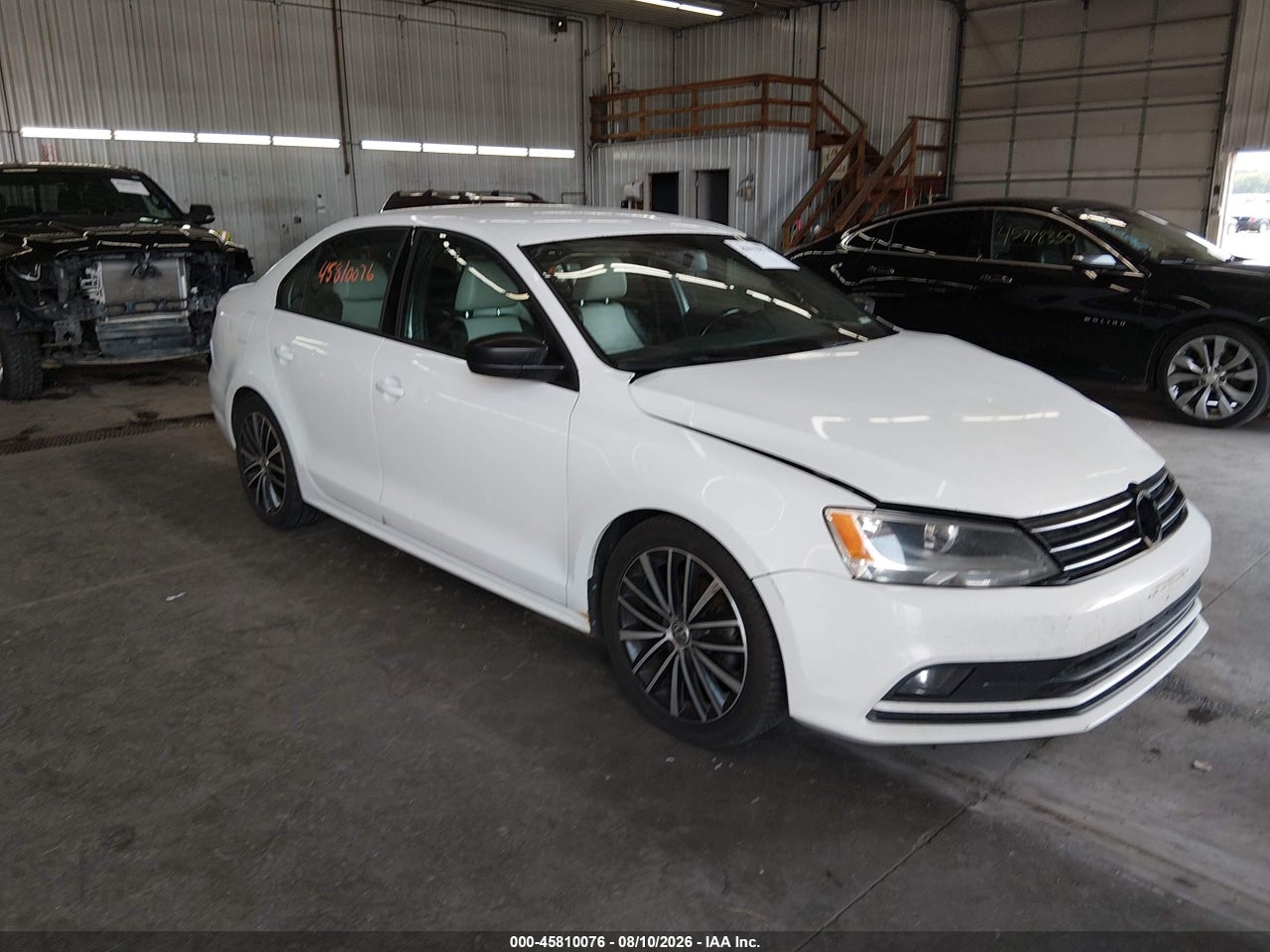 3VWD17AJ4FM****** · 2015 VOLKSWAGEN JETTA 1.8T SPORT