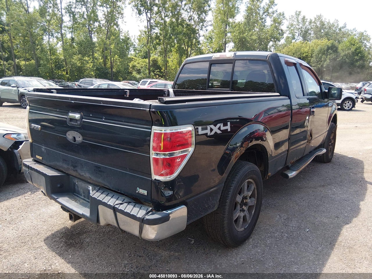 2010 FORD F-150 FX4/LARIAT/XL/XLT · 4/11