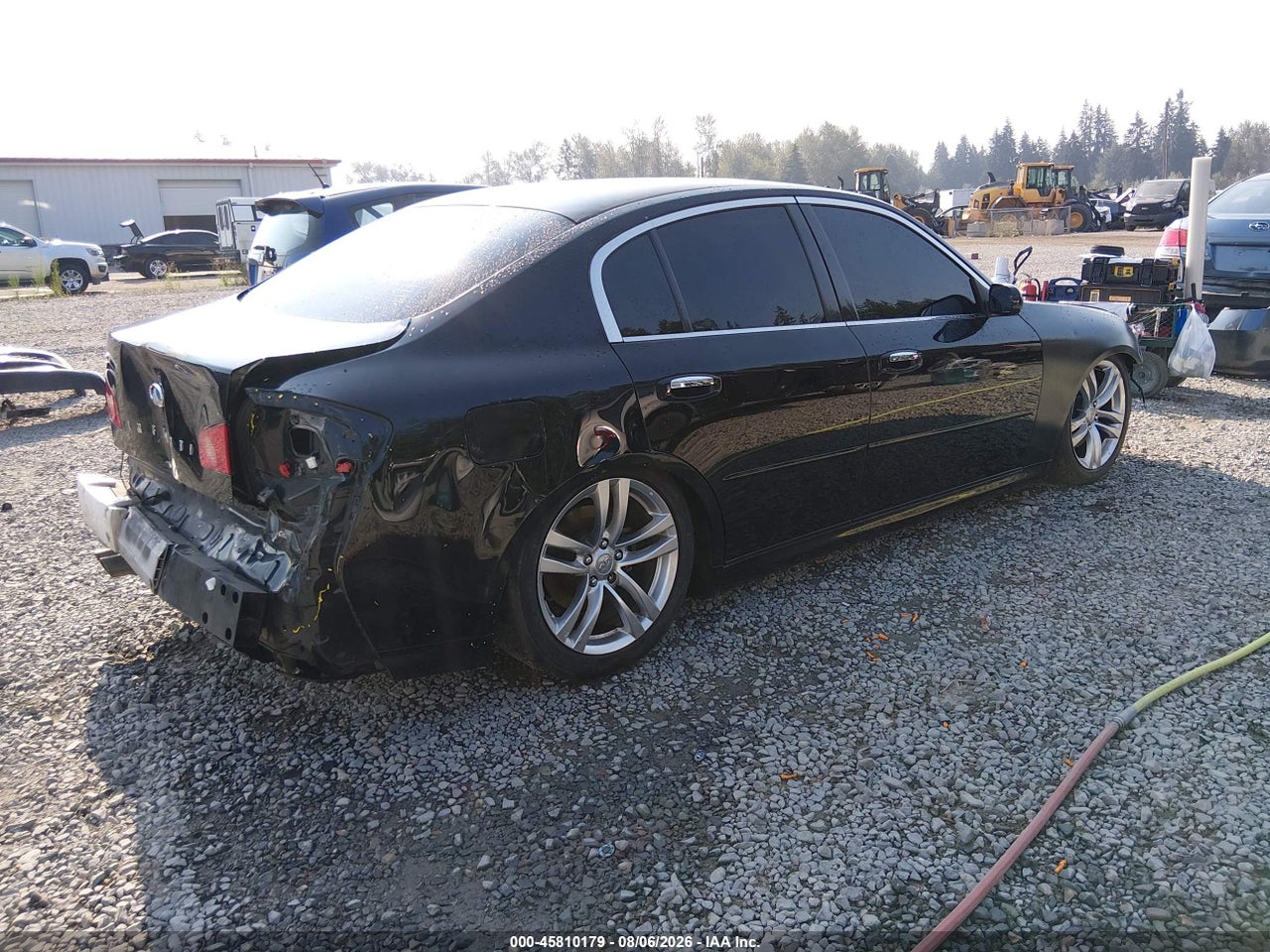 2005 INFINITI G35 · 4/11