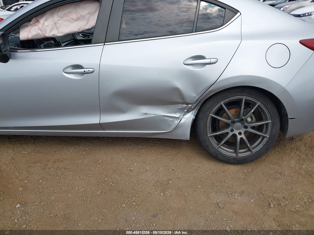 2017 MAZDA MAZDA3 TOURING · 6/11