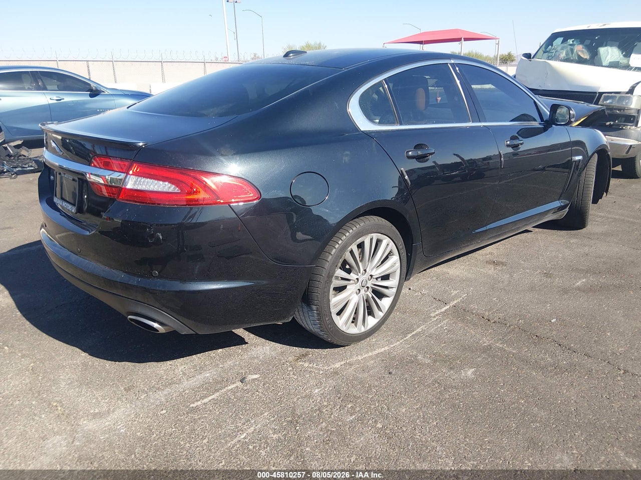 2012 JAGUAR XF PORTFOLIO · 4/11