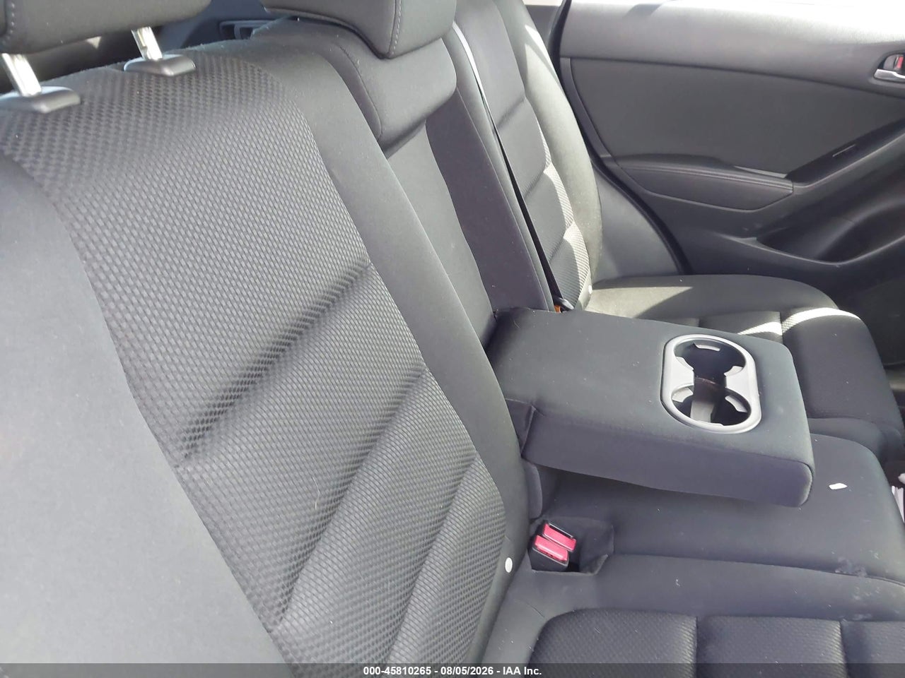 JM3KE4CY3G0****** · 2016 MAZDA CX-5 TOURING · 8/11