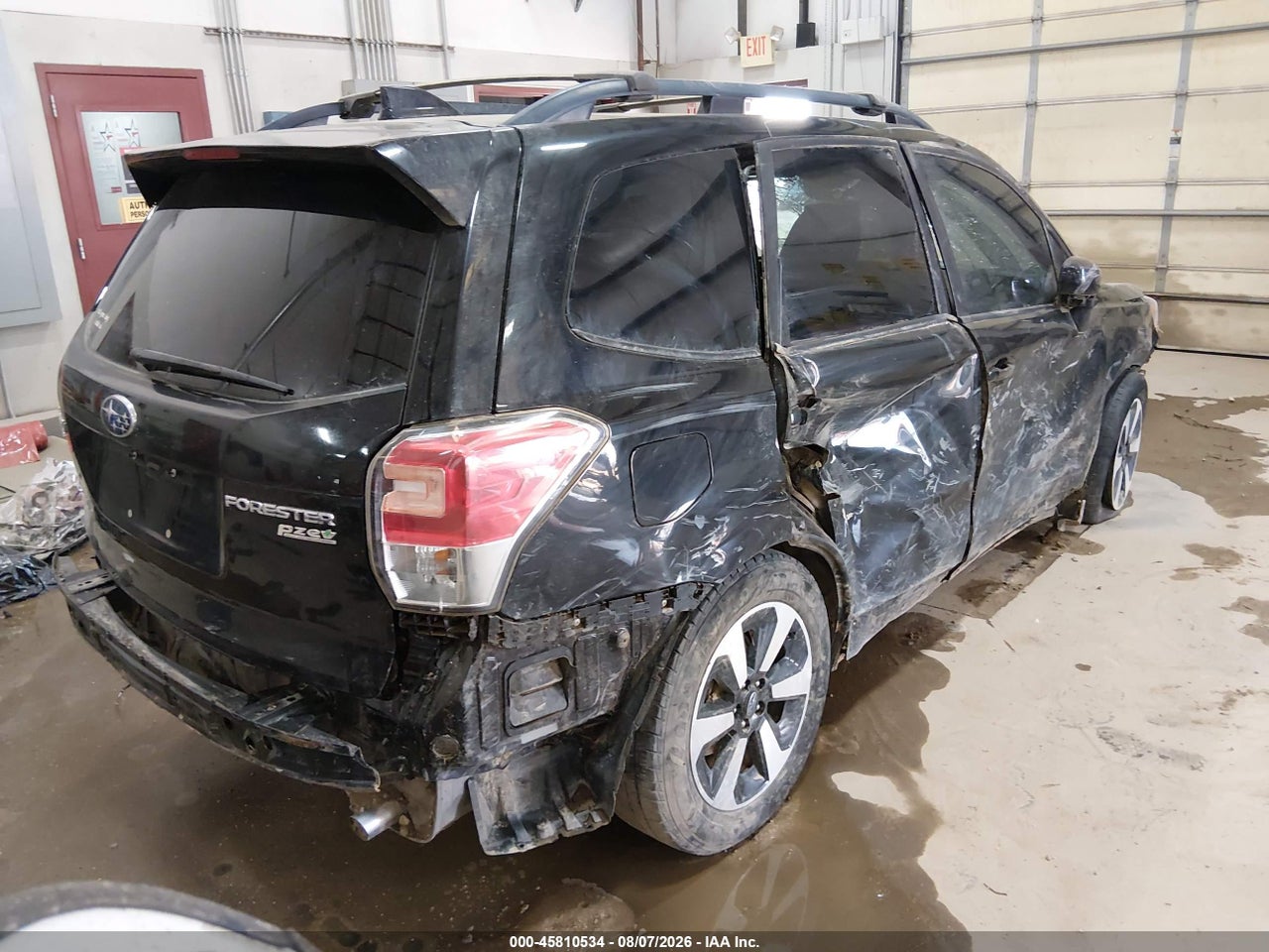 2017 SUBARU FORESTER 2.5I PREMIUM · 4/11