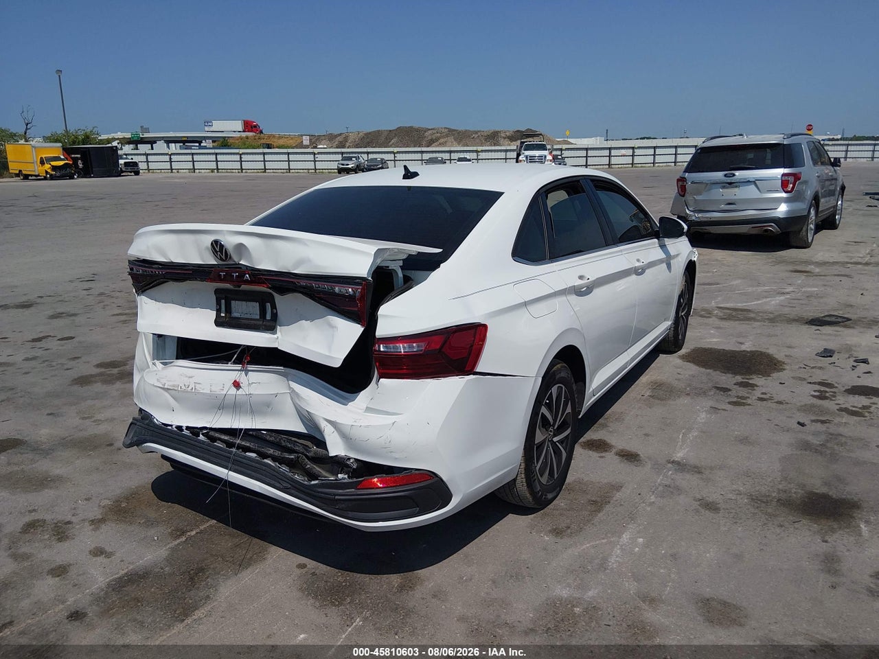 2025 VOLKSWAGEN JETTA 1.5T S · 4/10