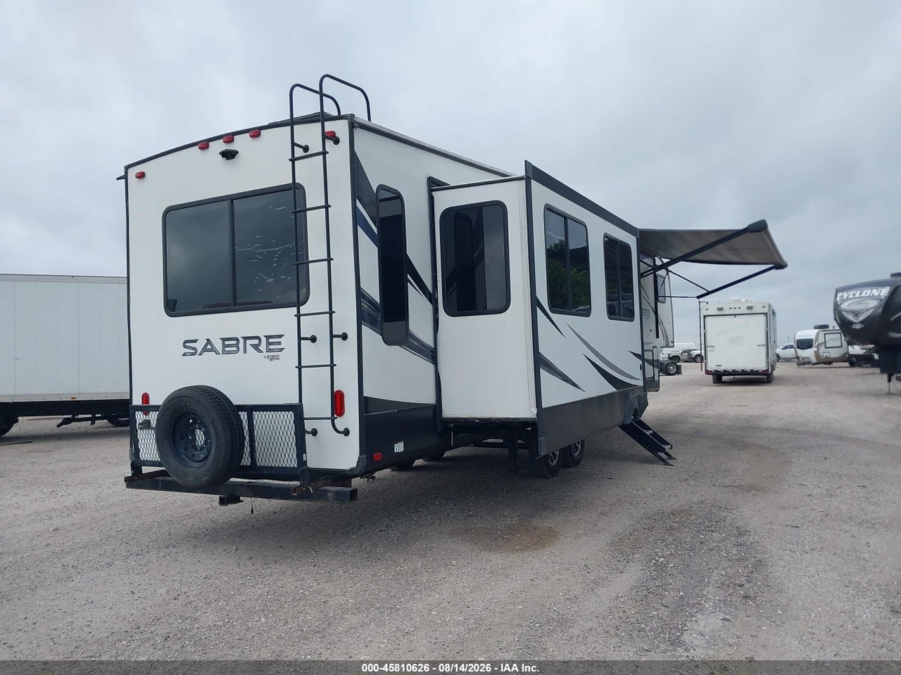 2019 FOREST RIVER SABRE 36BHQ · 4/11