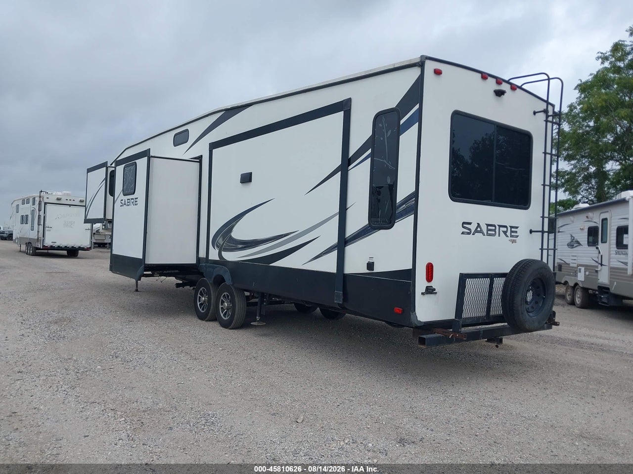 2019 FOREST RIVER SABRE 36BHQ · 3/11