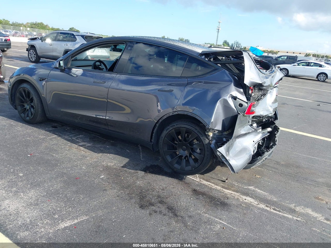 2022 TESLA MODEL Y LONG RANGE DUAL MOTOR ALL-WHEEL DRIVE · 3/9