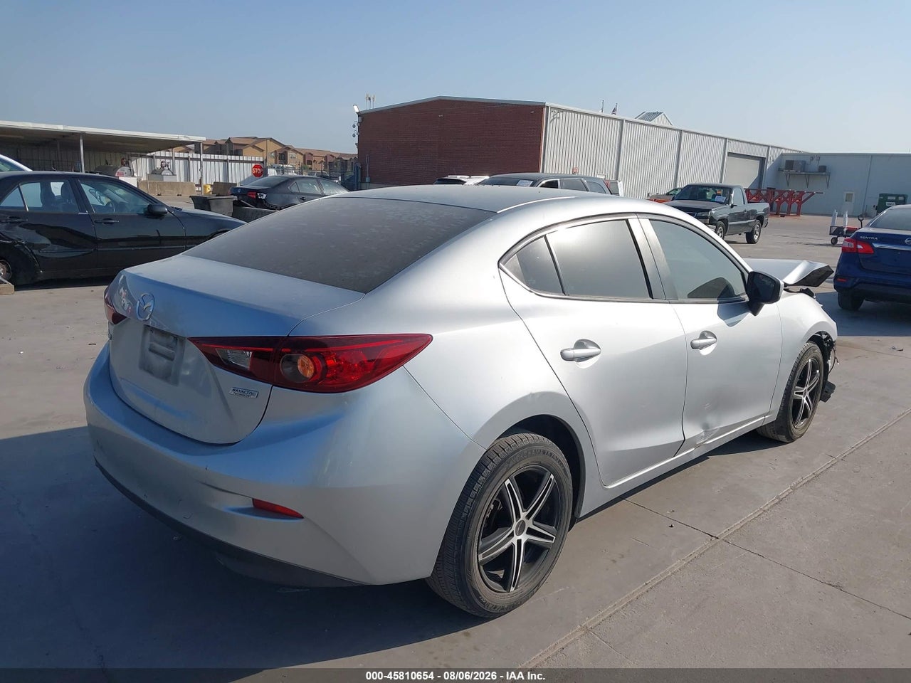 2017 MAZDA MAZDA3 SPORT · 4/11
