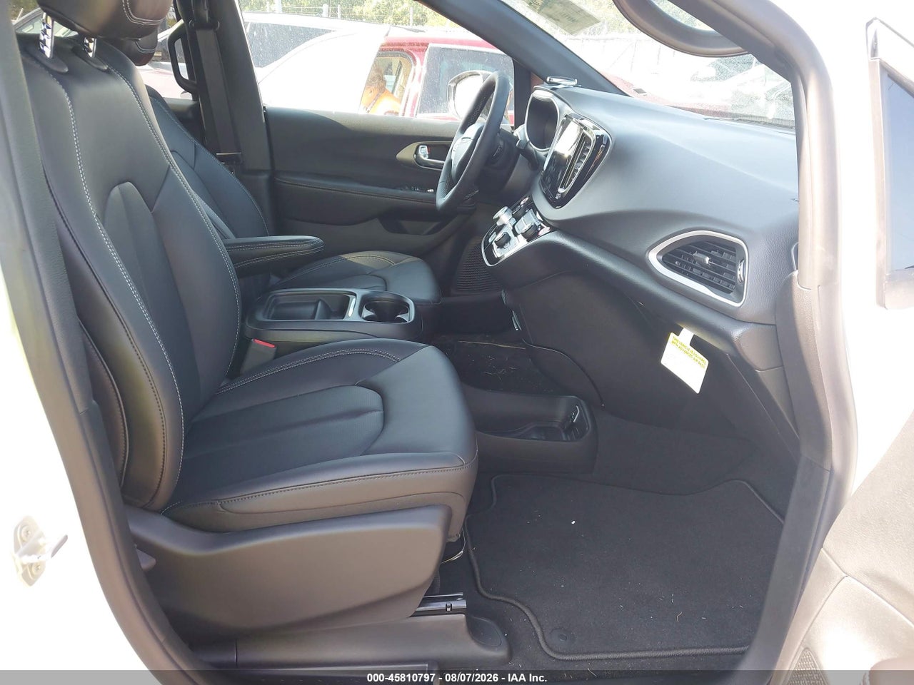 2027 CHRYSLER PACIFICA   · 5/11