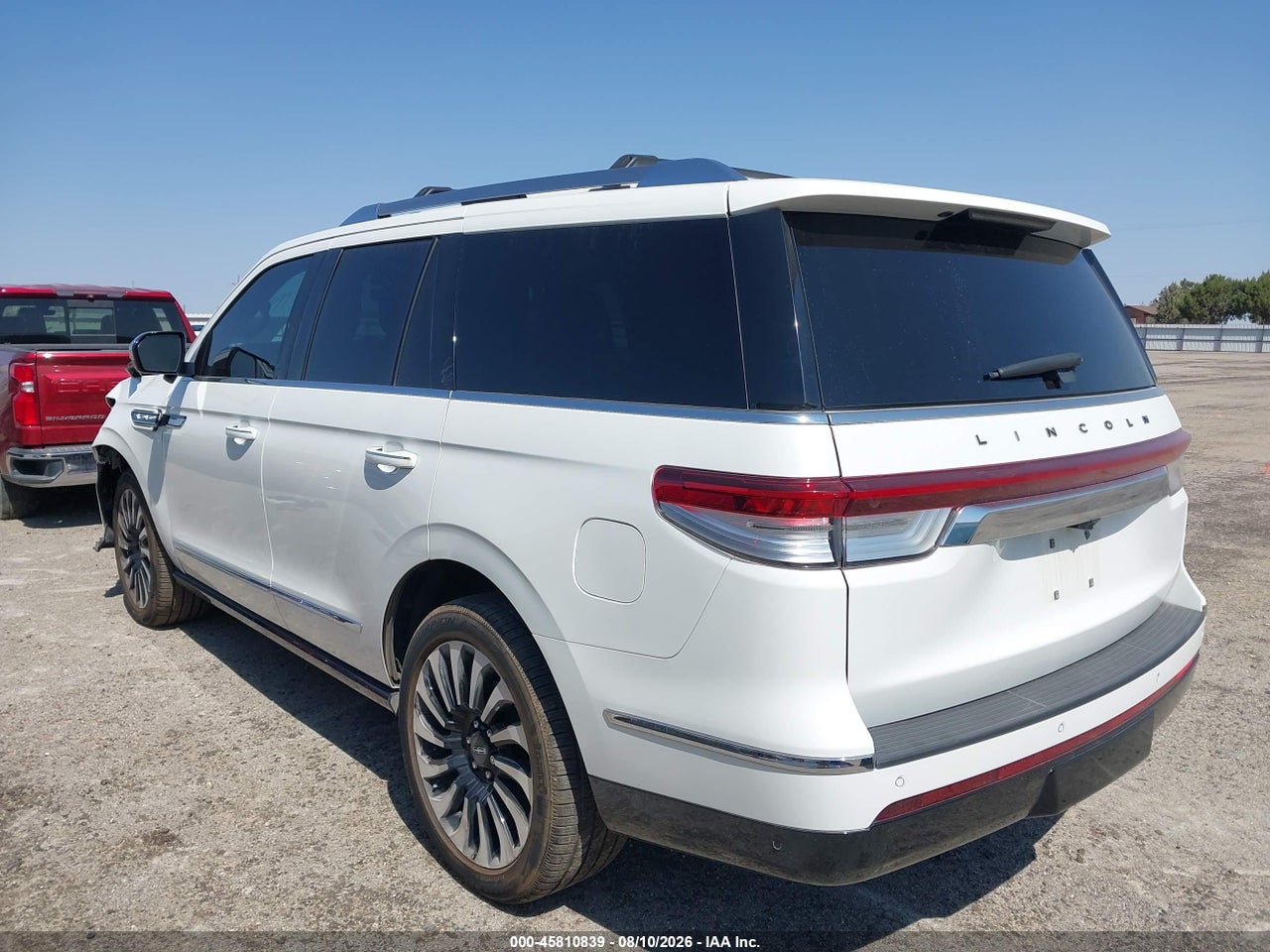 2023 LINCOLN NAVIGATOR BLACK LABEL · 3/11