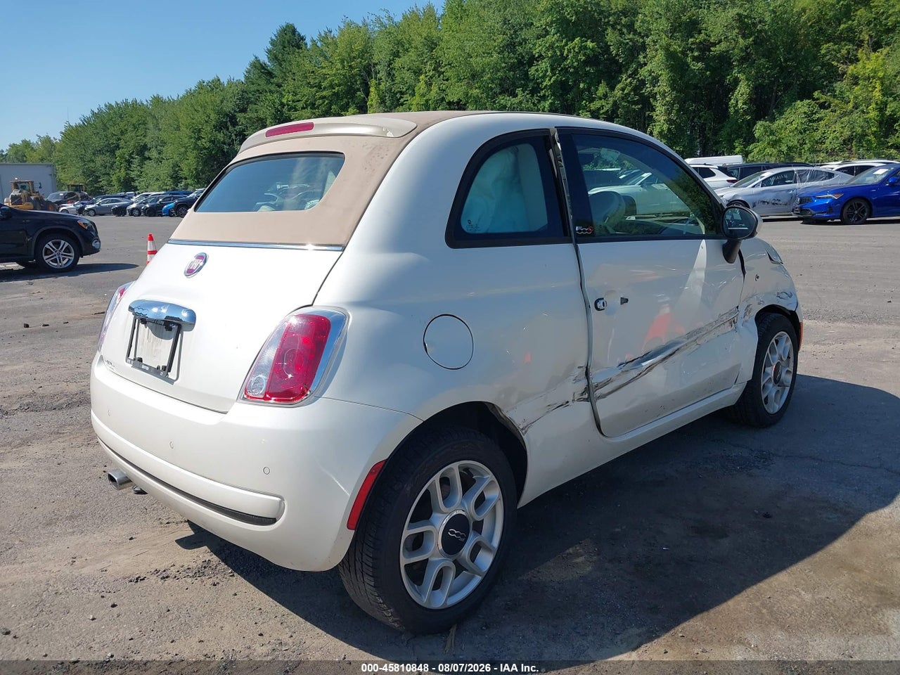 2015 FIAT 500C POP · 4/11